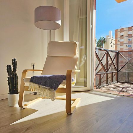 マラガApartamento Plaza Capuchinosアパートメント エクステリア 写真