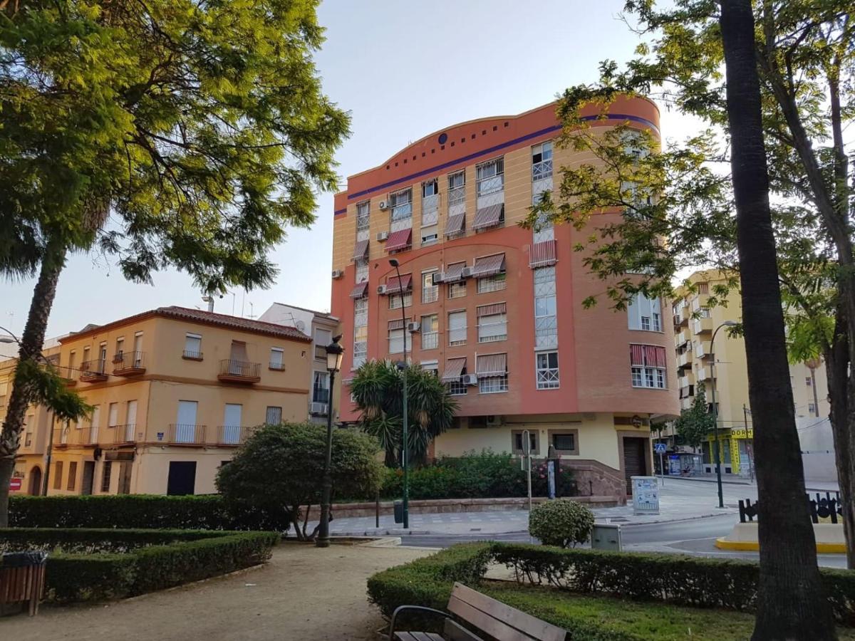 マラガApartamento Plaza Capuchinosアパートメント エクステリア 写真